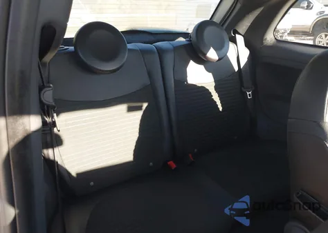 2015 Fiat 500 Sport из США, поврежденный, VIN 3C3CFFBR9FT676764